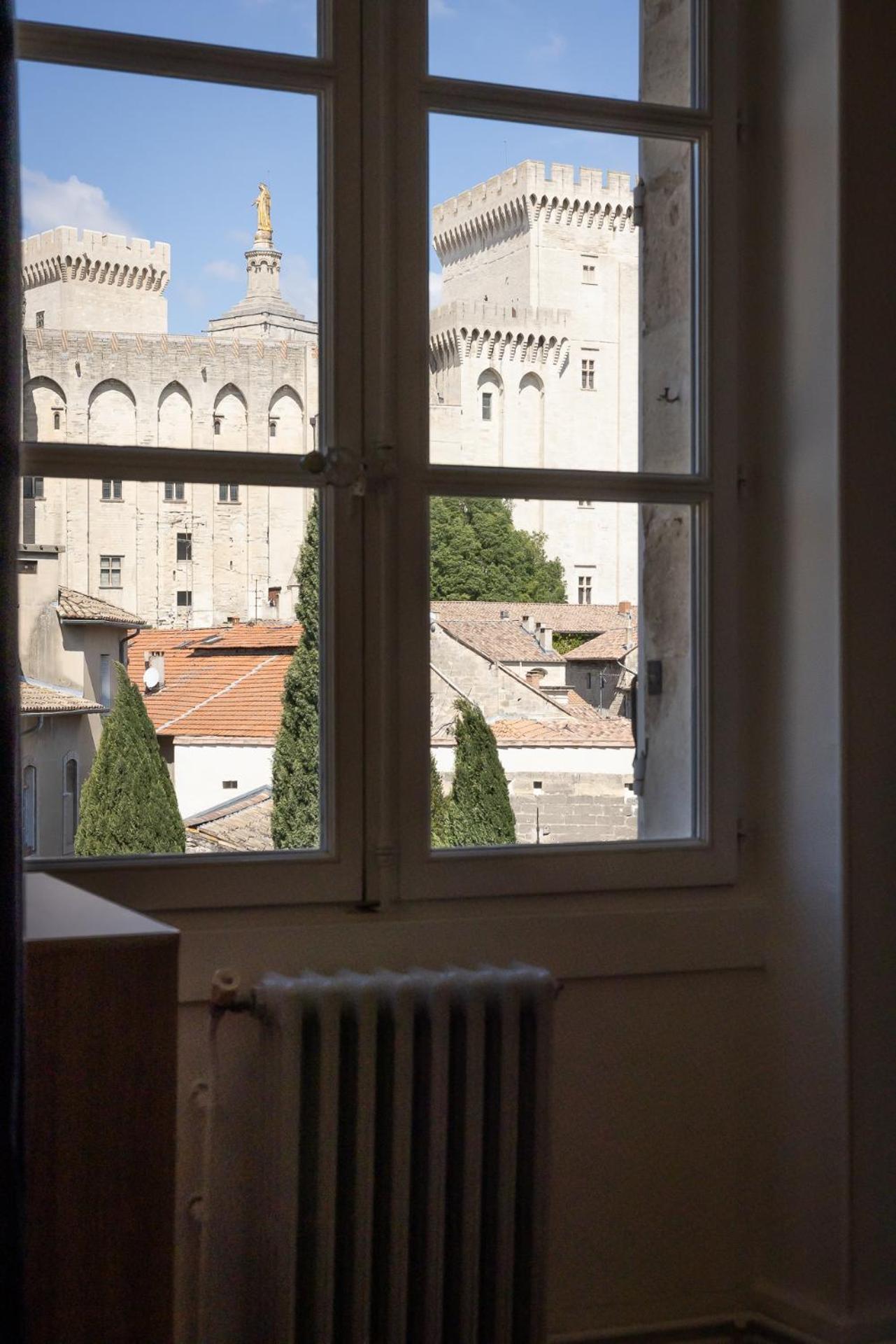 Avignon Intra-Muros, Vue Palais Des Papes Luaran gambar